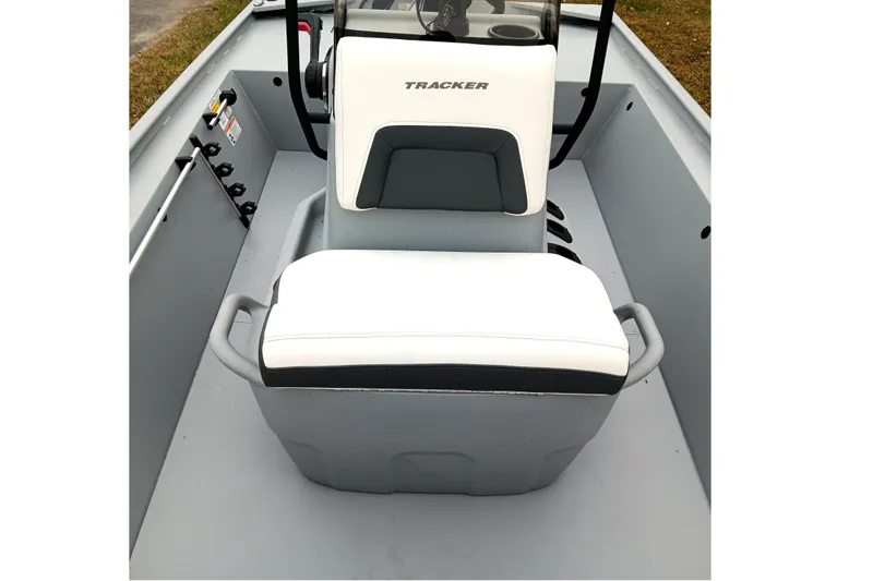Slide: The Image of 2026 Tracker Bass Tracker Classic CC boat interior with white and gray seating. - 11