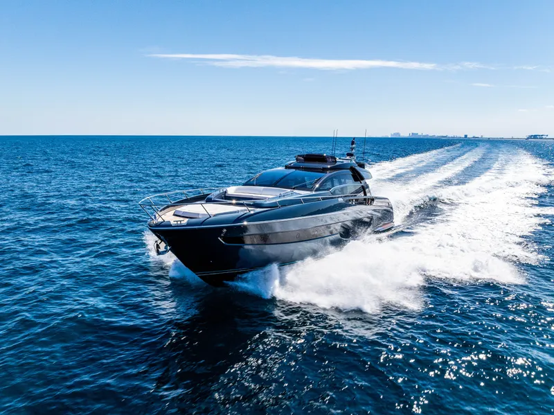 Slide: The Image of Riva 76' Perseo Super 2027 - 21