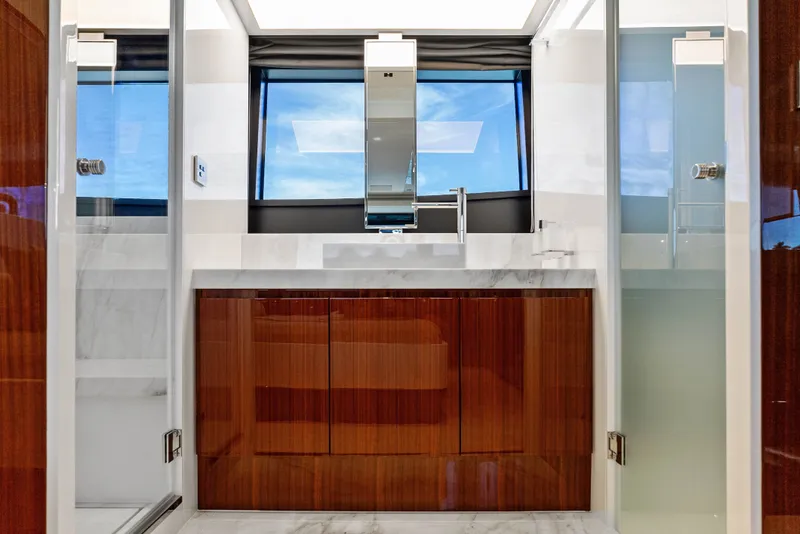 Slide: The Image of Riva 76' Perseo Super 2027 - 61