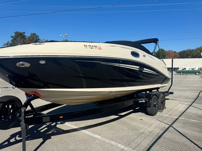 Slide: The Image of Sea Ray 260 Sundeck 2008 - 1