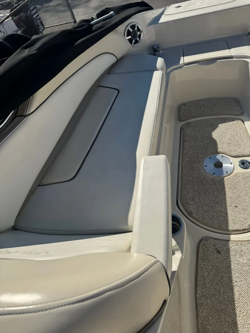 Slide: The Image of Sea Ray 260 Sundeck 2008 - 11