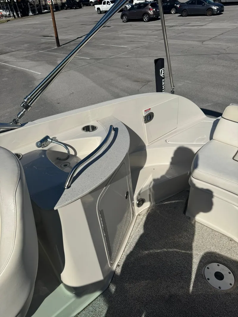 Slide: The Image of Sea Ray 260 Sundeck 2008 - 5