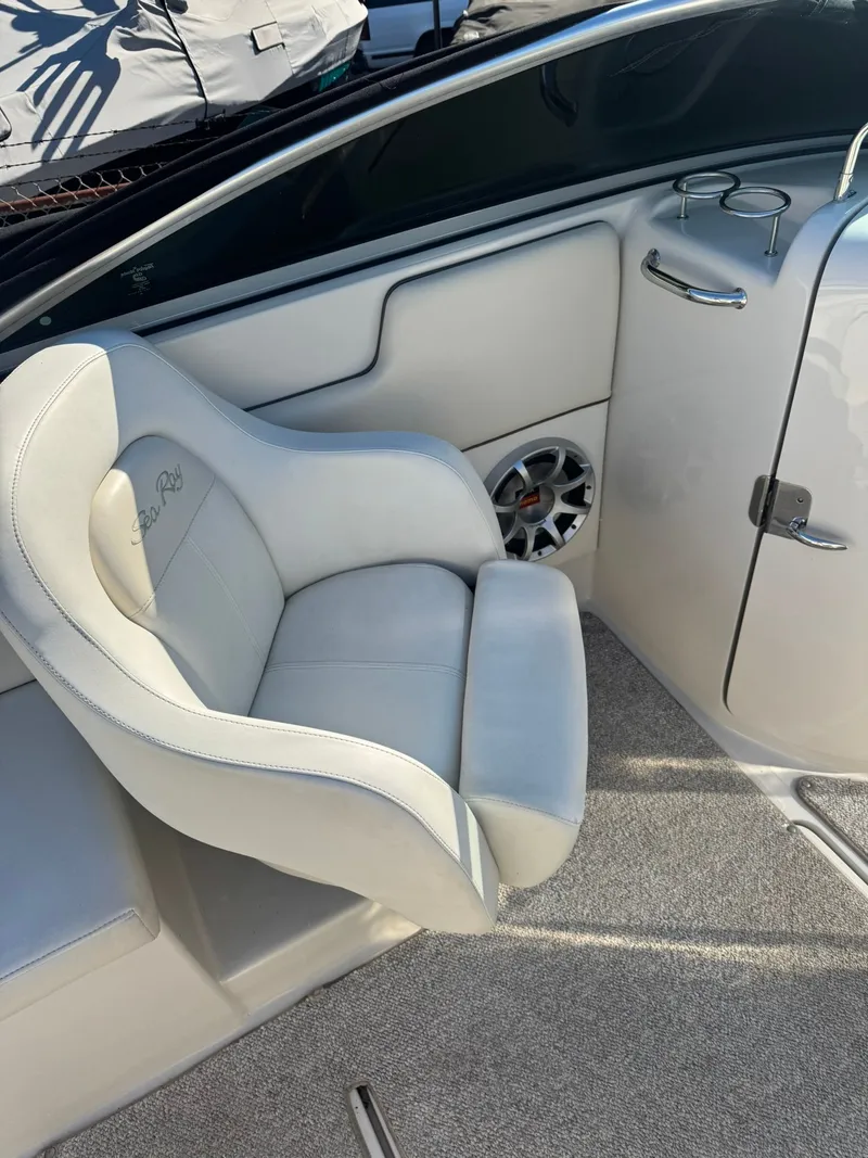 Slide: The Image of Sea Ray 260 Sundeck 2008 - 7