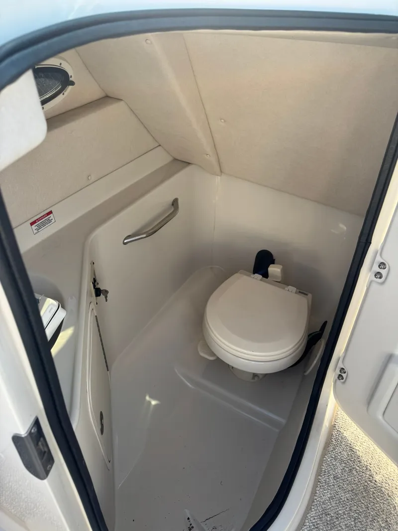 Slide: The Image of Sea Ray 260 Sundeck 2008 - 8