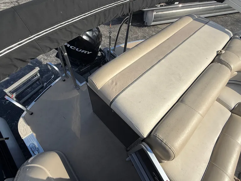 Slide: The Image of 2012 Harris Grand Mariner 230 pontoon boat with Mercury engine. - 9