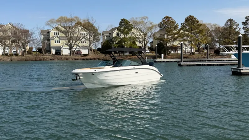 Slide: The Image of Sea Ray SDX 270 Outboard 2026 - 5