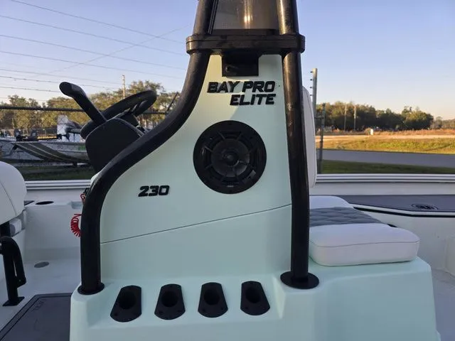 Slide: The Image of Excel 230 Bay Pro Elite 2026 - 3