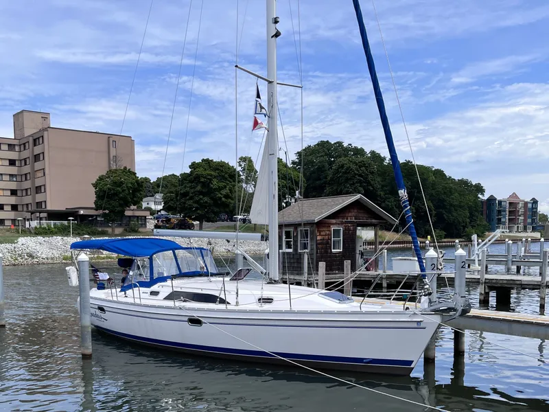 The Image of Catalina 355 2014 - 0