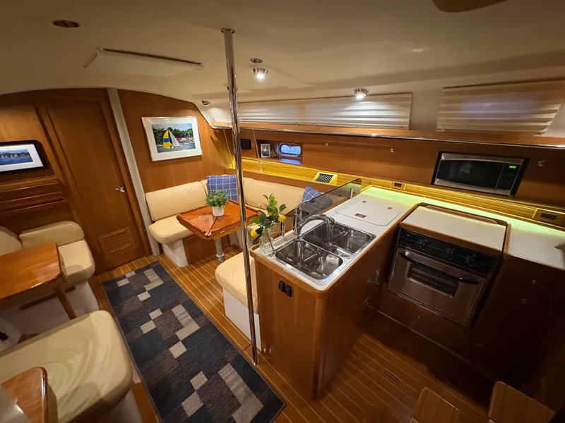 Slide: The Image of Catalina 355 2014 - 52