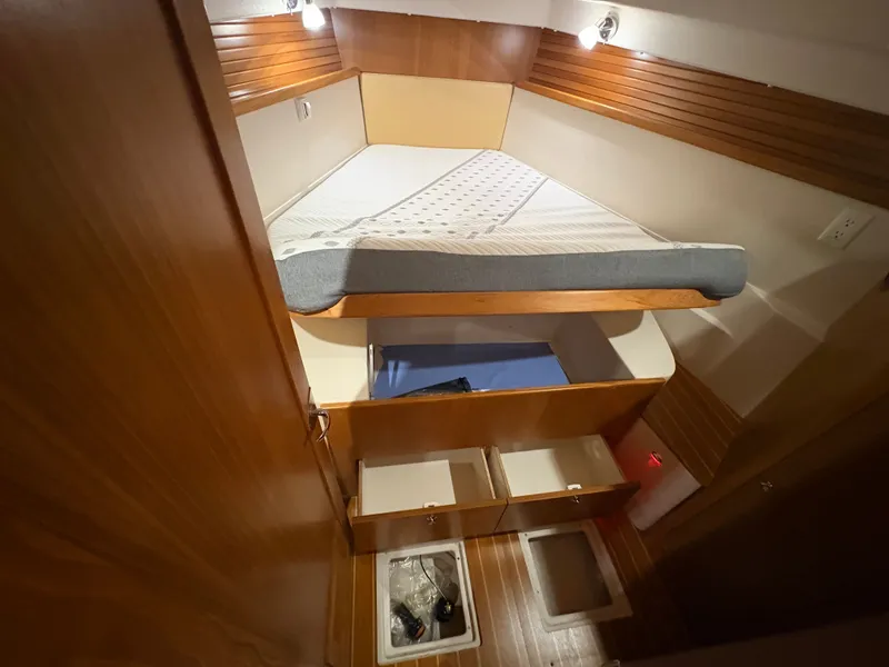 Slide: The Image of Catalina 355 2014 - 64