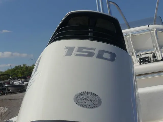 Slide: The Image of NauticStar 1900XS Offshore 2015 - 10