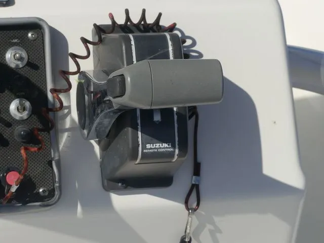 Slide: The Image of NauticStar 1900XS Offshore 2015 - 20