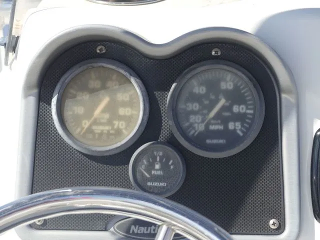 Slide: The Image of NauticStar 1900XS Offshore 2015 - 22