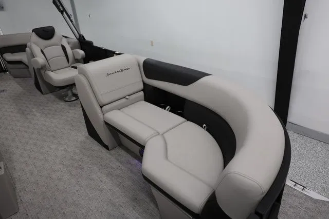 Slide: The Image of South Bay LE 224 RS 2.75 w/ Front Porch 2026 - 17