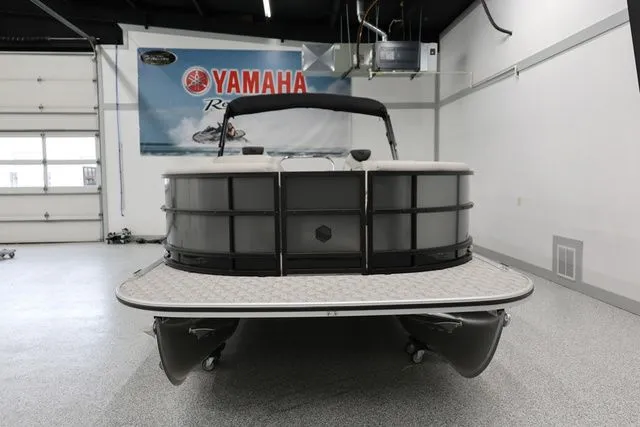 Slide: The Image of South Bay LE 224 RS 2.75 w/ Front Porch 2026 - 4