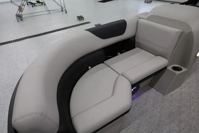 Slide: The Image of South Bay LE 222 RS 2026 - 18