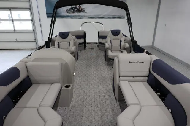 Slide: The Image of South Bay LE 224 RS 2.75 JAWS EDITION TRITOON 2026 - 18