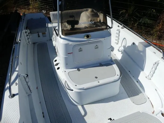 Slide: The Image of Triumph 190 Bay 2002 - 10