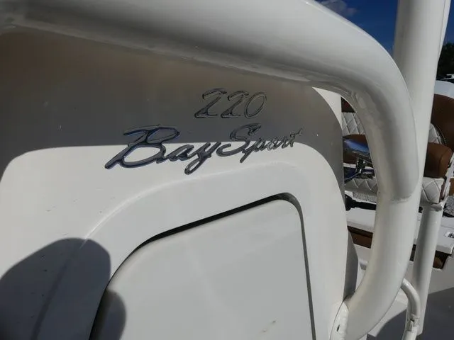 Slide: The Image of Pioneer 220 Bay Sport 2026 - 14