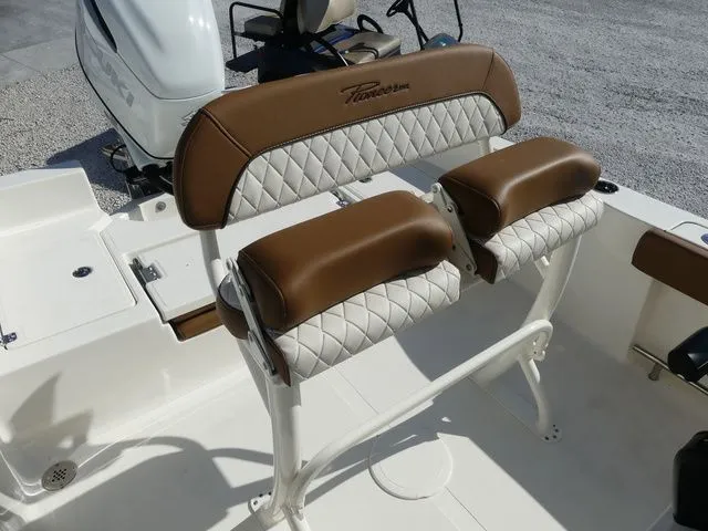 Slide: The Image of Pioneer 220 Bay Sport 2026 - 8