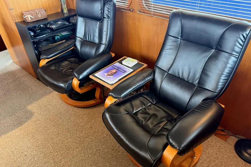 Slide: The Image of DeFever 49 - Salon - 4