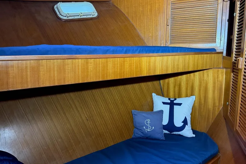 Slide: The Image of DeFever 49 - Guest Cabin - 7