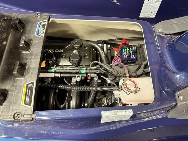 Slide: The Image of Sea-Doo GTX 2026 - 15