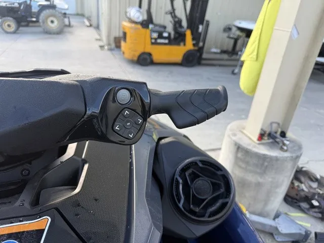 Slide: The Image of Sea-Doo GTX 2026 - 18