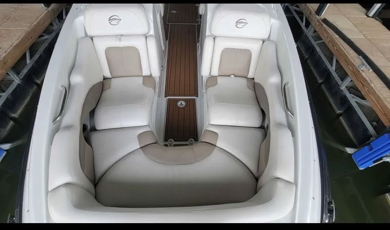Slide: The Image of Crownline Boats Eclipse E6 2016 - 7