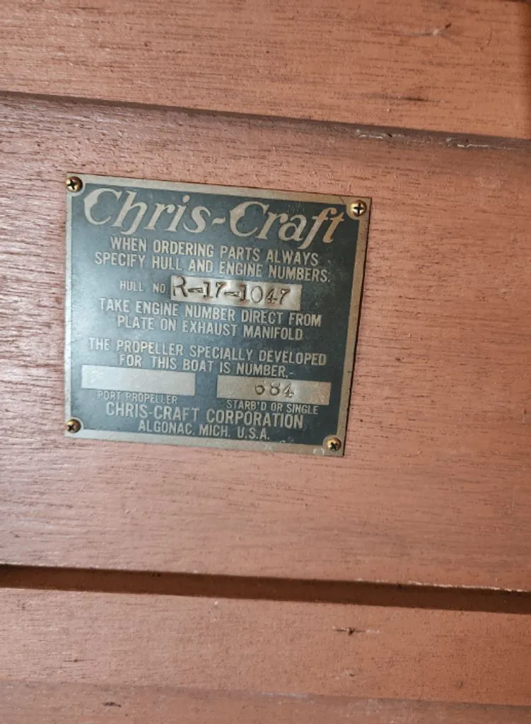 Slide: The Image of Chris-Craft Runabout Deluxe 1948 - 8