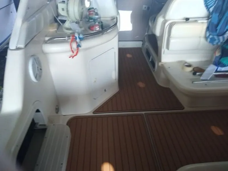 Slide: The Image of Sea Ray Sundancer 330 1998 - 7