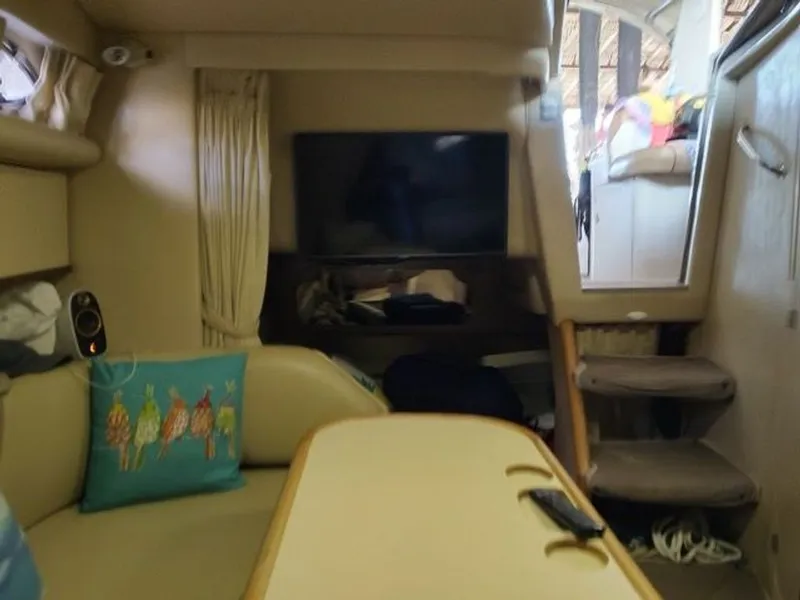 Slide: The Image of Sea Ray Sundancer 330 1998 - 8