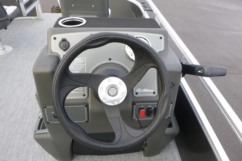Slide: The Image of Steering console of 2026 Sun Tracker Bass Buggy 16 XL Select pontoon boat. - 9