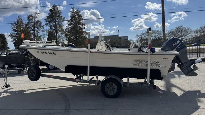 Slide: The Image of Carolina 198 DLV 2008 - 6