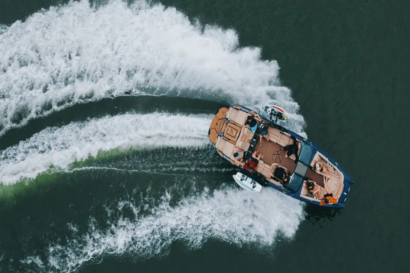 Slide: The Image of MasterCraft X24 2026 - 16