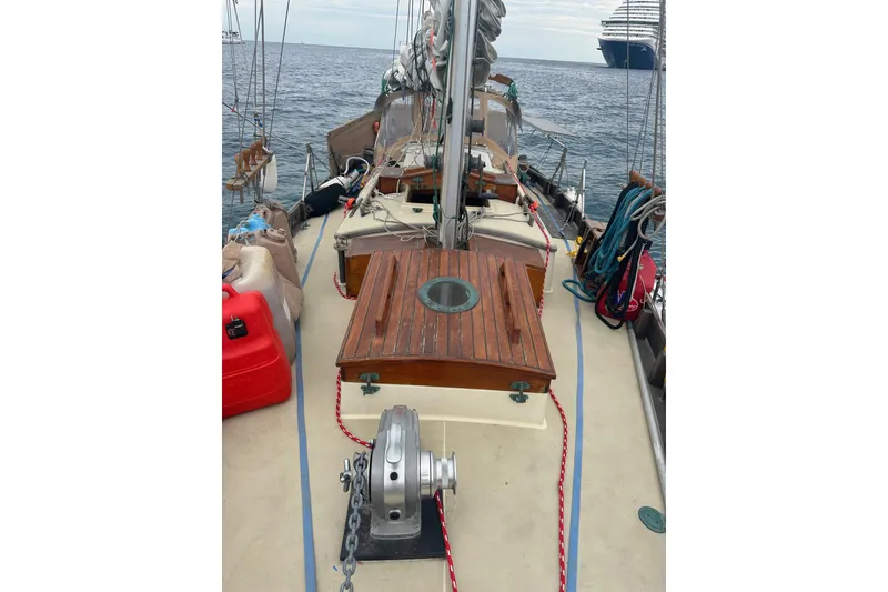 Slide: The Image of 2000 Sam L. Morse Bristol Channel Cutter 28 sailboat deck with ocean view. - 22