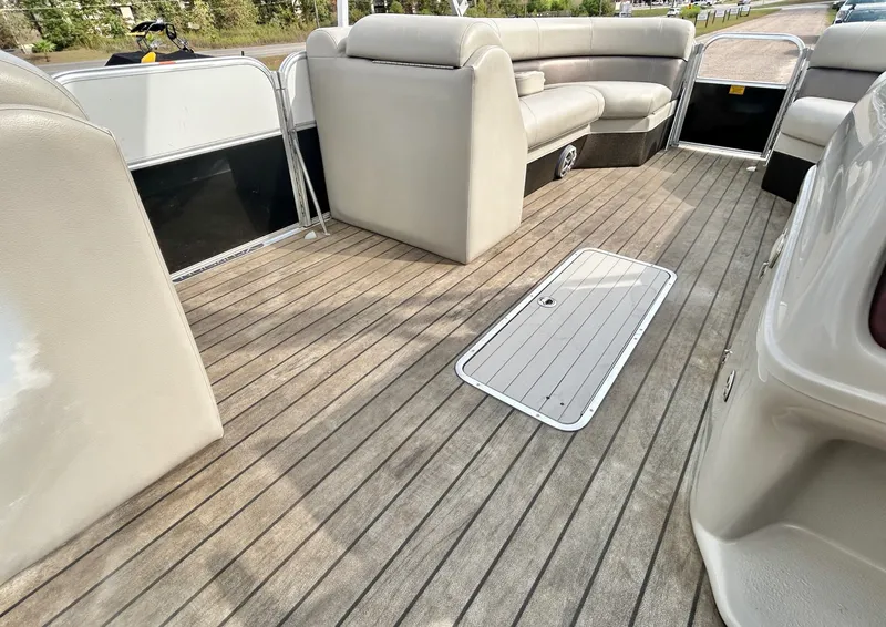 Slide: The Image of Xcursion 23c 2016 - 30