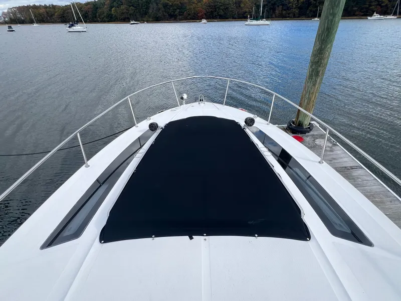 Slide: The Image of Sea Ray Sundancer 350 2018 - 62