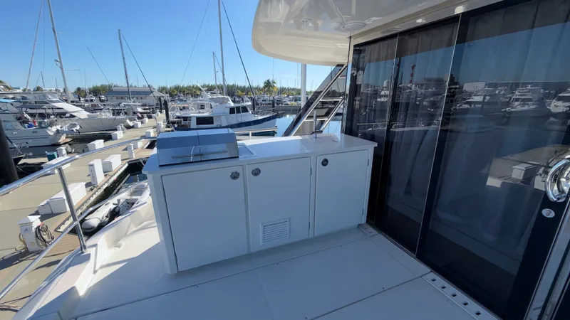 Slide: The Image of Aquila 54 Yacht 2025 - 25