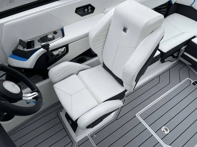 Slide: The Image of Nautique Super Air Nautique G21 2026 - 29