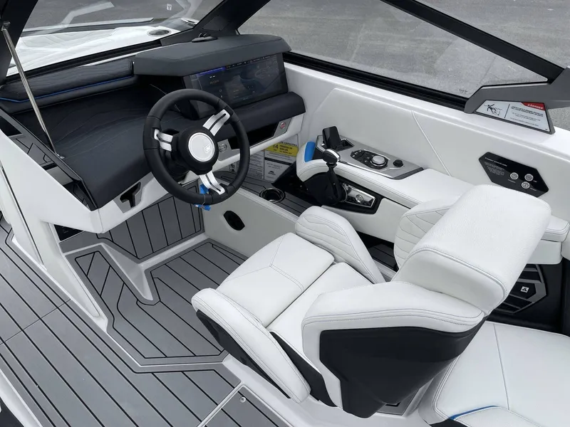 Slide: The Image of Nautique Super Air Nautique G21 2026 - 36