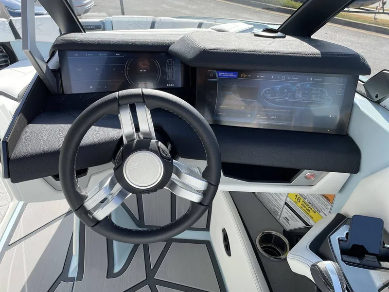 Slide: The Image of Nautique Super Air Nautique G23 Paragon 2026 - 27