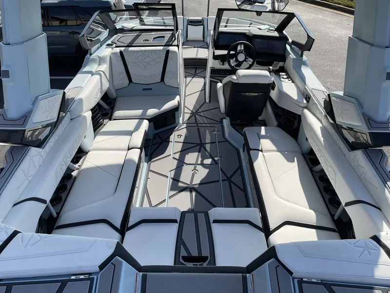 Slide: The Image of Nautique Super Air Nautique G23 Paragon 2026 - 34