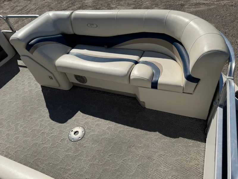 Slide: The Image of Fisher 220 Freedom Pontoon 2004 - 11