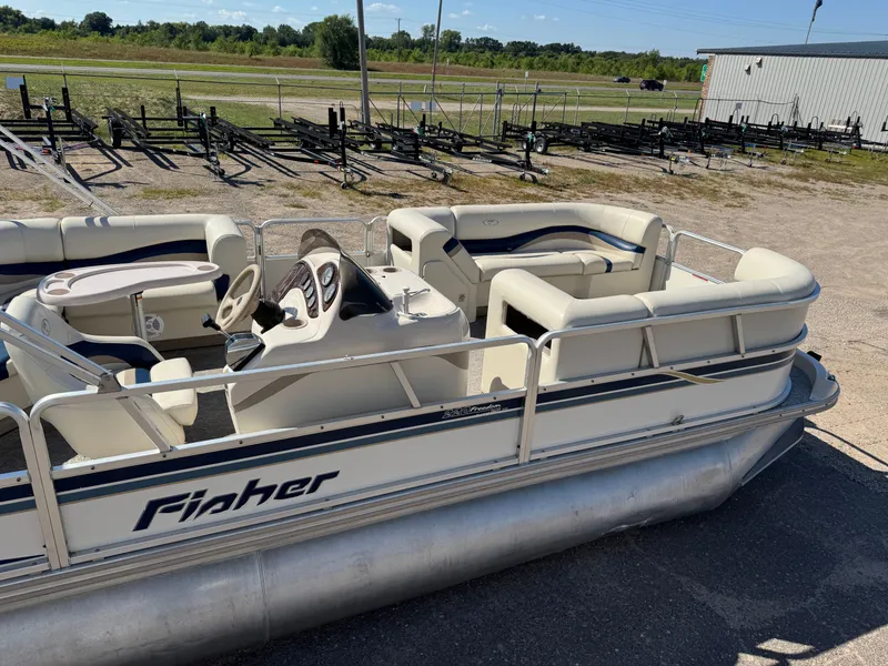 Slide: The Image of Fisher 220 Freedom Pontoon 2004 - 21