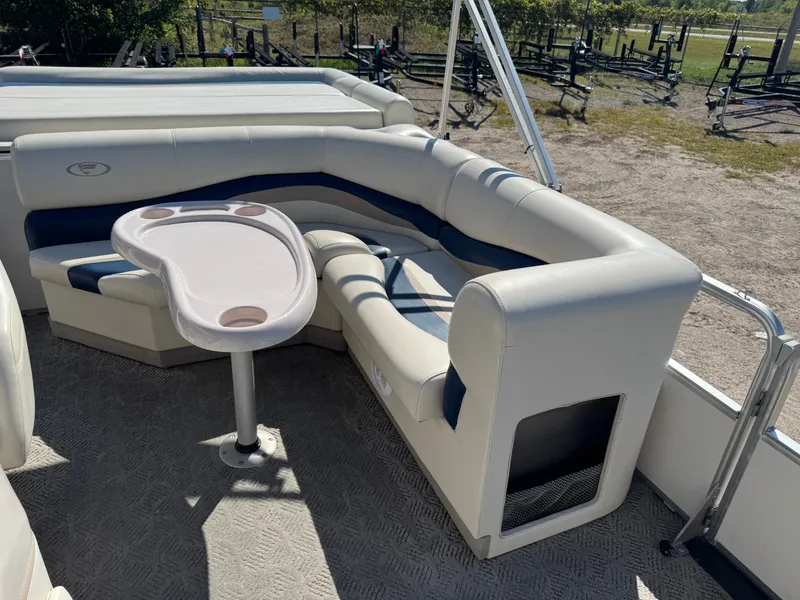 Slide: The Image of Fisher 220 Freedom Pontoon 2004 - 36