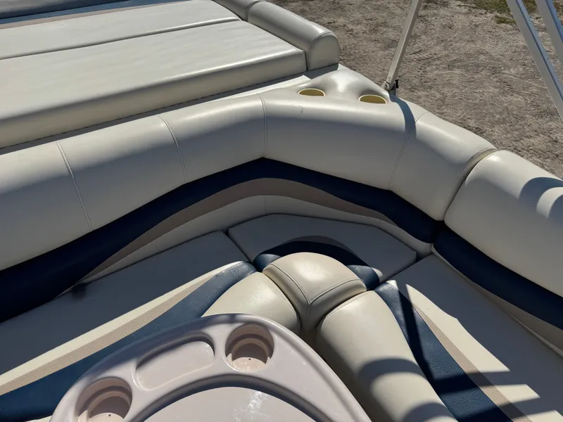 Slide: The Image of Fisher 220 Freedom Pontoon 2004 - 39