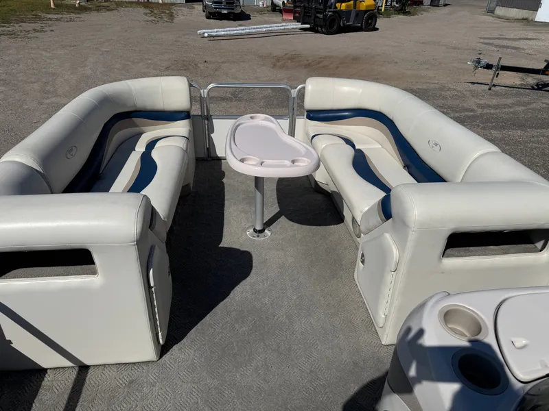 Slide: The Image of Fisher 220 Freedom Pontoon 2004 - 4