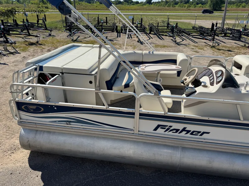 Slide: The Image of Fisher 220 Freedom Pontoon 2004 - 43