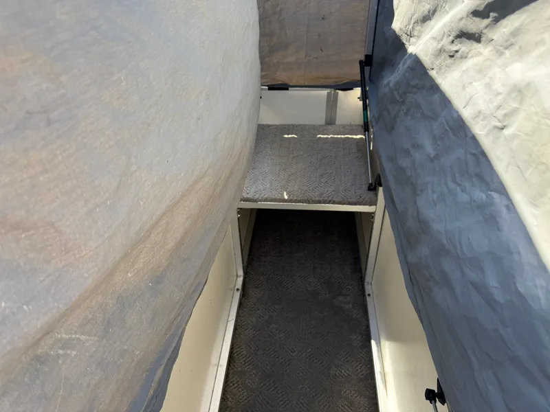 Slide: The Image of Fisher 220 Freedom Pontoon 2004 - 50